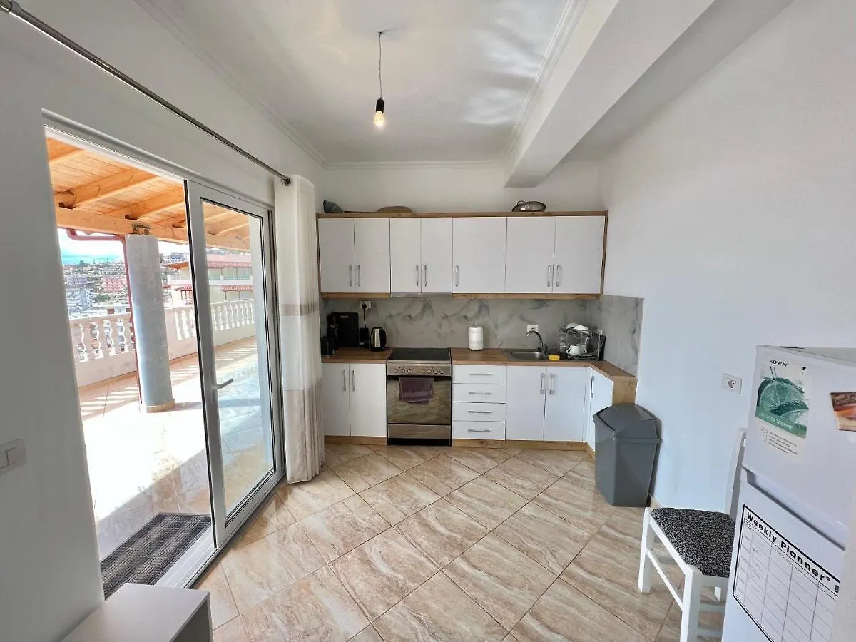 סרנדה Amar'S Apartments